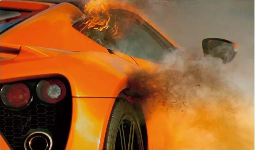 電動(dòng)汽車起火事件頻發(fā) 根源問(wèn)題沒有我們看到的那么簡(jiǎn)單