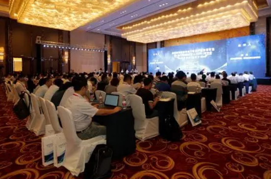 2019版《動(dòng)力電池藍(lán)皮書(shū)》在南京發(fā)布