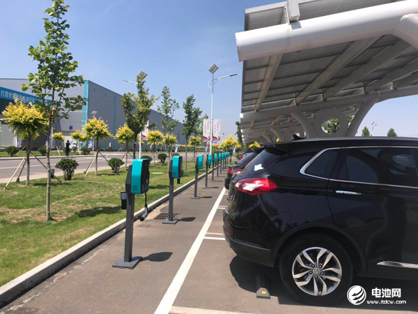 政策推動(dòng)新能源汽車下鄉(xiāng) 專家建議升級(jí)低速電動(dòng)車