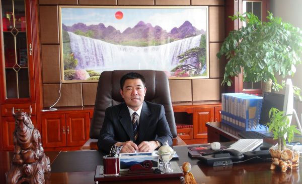 鴻圖隔膜張漢鴻：祝新能源行業(yè)朋友們緊密團結(jié)，喜迎龍年春天！