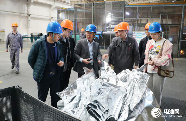 5.2億元!萬順新材擬投建年產5萬噸新能源涂碳箔項目