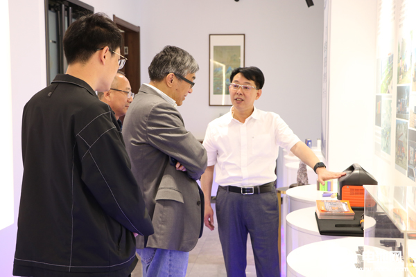 德固特董事長魏振文一行到訪海融網山東總部 共話轉型變革機遇