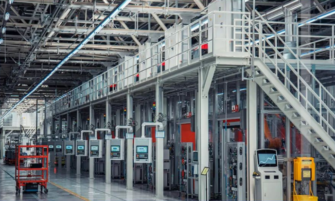 北京奔馳國(guó)產(chǎn)新一代電池下線