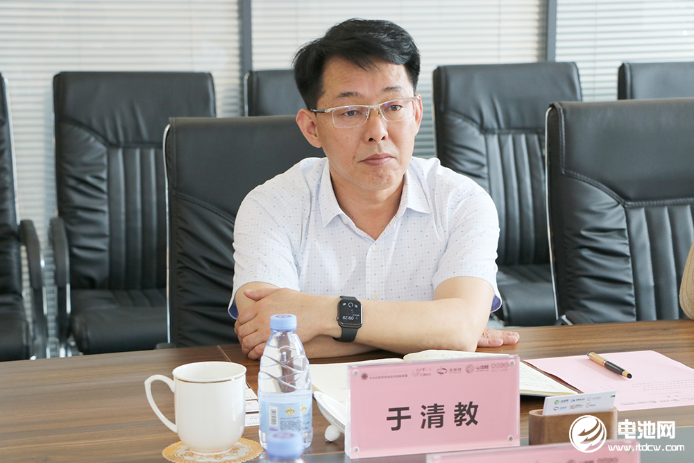 中關(guān)村新型電池技術(shù)創(chuàng)新聯(lián)盟秘書長、電池百人會理事長于清教 中關(guān)村新型電池技術(shù)創(chuàng)新聯(lián)盟秘書長、電池百人會理事長于清教