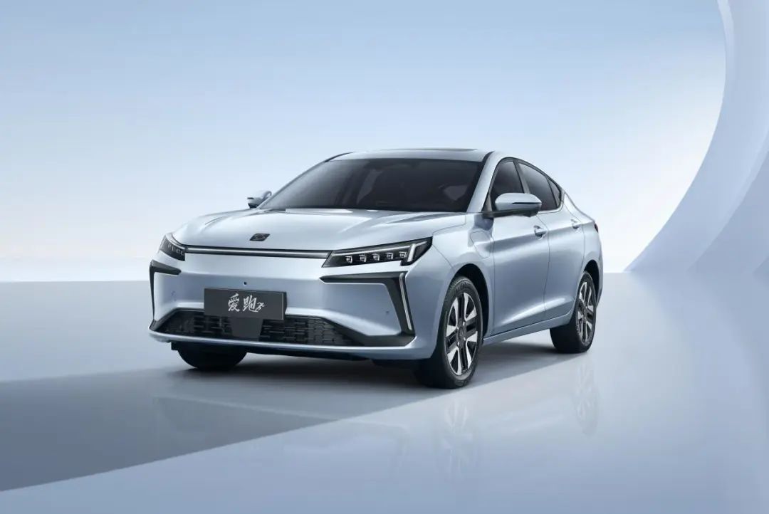 江淮汽車(chē)9月新能源汽車(chē)銷(xiāo)售2.09萬(wàn)輛 年內(nèi)累計(jì)銷(xiāo)售13.7萬(wàn)輛