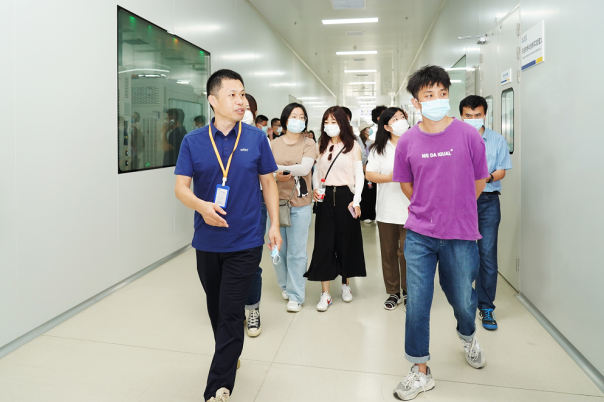 走進(jìn)蜂巢創(chuàng)新中心 直擊短刀針刺 走進(jìn)蜂巢創(chuàng)新中心 直擊短刀針刺