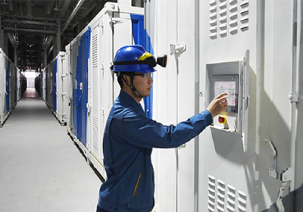 全釩液流電池儲(chǔ)能電站 圖片來(lái)源：大連化學(xué)物理研究所