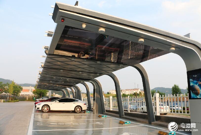 截至9月全國充電基礎設施累計數量達448.8萬臺 同比增長翻倍