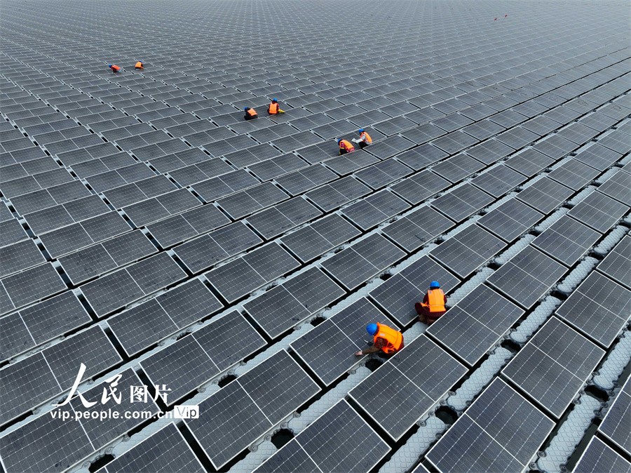 山東聊城:202兆瓦水上漂浮式光伏電站即將投產發電 山東聊城:202兆瓦水上漂浮式光伏電站即將投產發電