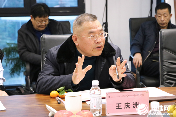 北汽新能源青島基地黨委書記、總經理王慶洲 北汽新能源青島基地黨委書記、總經理王慶洲