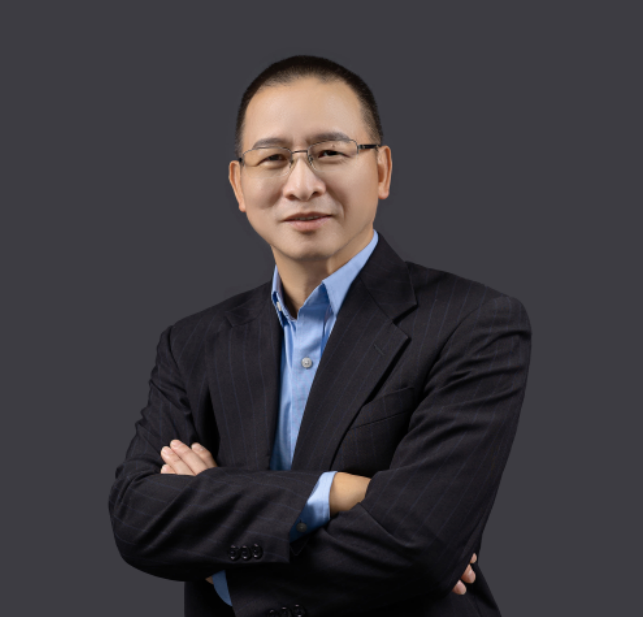 上海前晨汽車科技有限公司 創(chuàng)始人/董事長/CEO 黃晨東