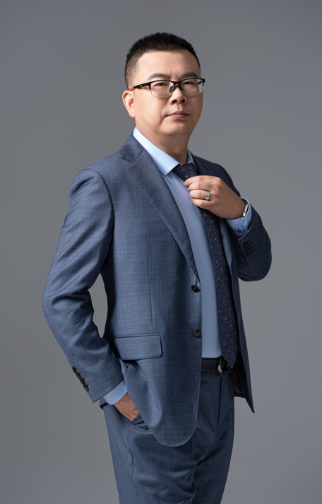 四川雅化鋰業(yè)科技有限公司 總經(jīng)理 周堅琦 四川雅化鋰業(yè)科技有限公司 總經(jīng)理 周堅琦