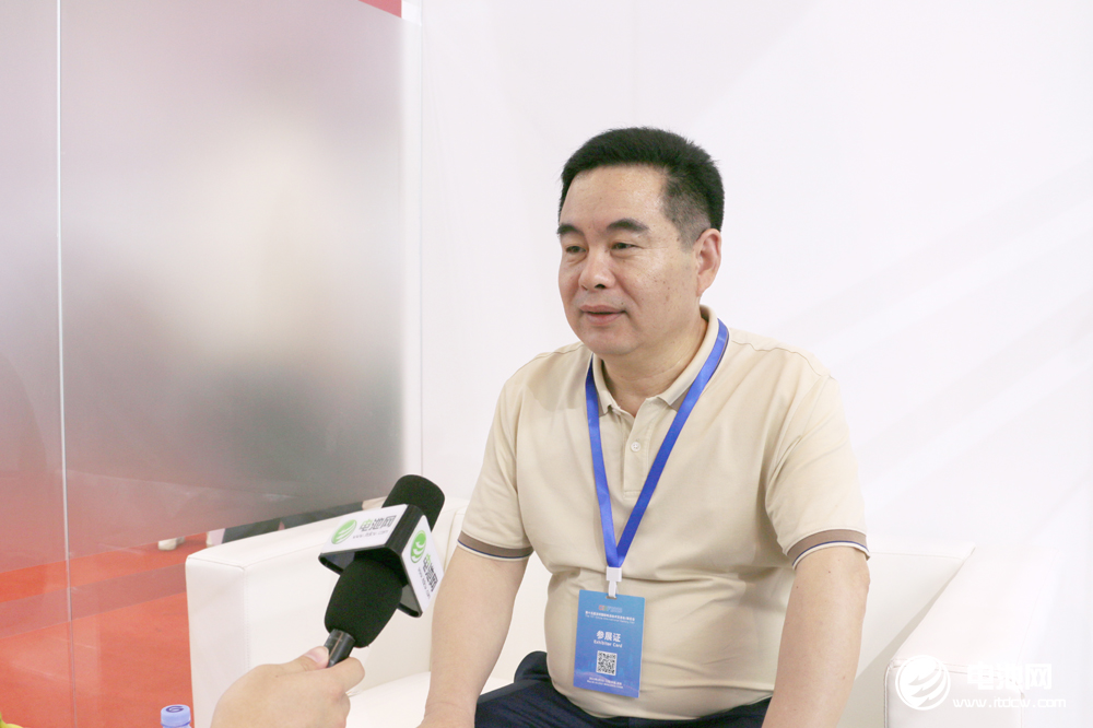 長虹三杰總經理楊清欣 長虹三杰總經理楊清欣