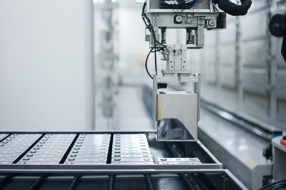 聯合國發布首部《動力電池碳足跡及低碳循環發展白皮書》,鋰電行業脫碳加速 聯合國發布首部《動力電池碳足跡及低碳循環發展白皮書》,鋰電行業脫碳加速