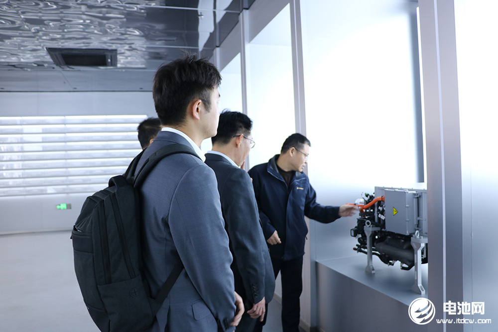 中國電池新能源產業鏈調研團一行參觀考察國鴻氫能 中國電池新能源產業鏈調研團一行參觀考察國鴻氫能