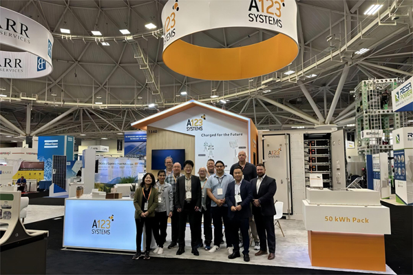 萬向123亮相2024年美國國際清潔能源展 多款儲能產品成焦點