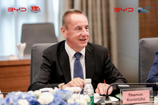 推動龍舟入奧!比亞迪與國際皮劃艇聯(lián)合會和中國皮劃艇協(xié)會戰(zhàn)略合作 推動龍舟入奧!比亞迪與國際皮劃艇聯(lián)合會和中國皮劃艇協(xié)會戰(zhàn)略合作