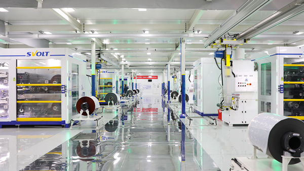 188Wh/kg!2.2C快充!蜂巢能源第二代短刀快充鐵鋰電池下線 188Wh/kg!2.2C快充!蜂巢能源第二代短刀快充鐵鋰電池下線