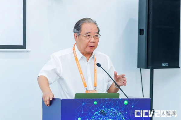 中國汽車工程學會名譽理事長、中國汽車人才研究會名譽理事長付于武