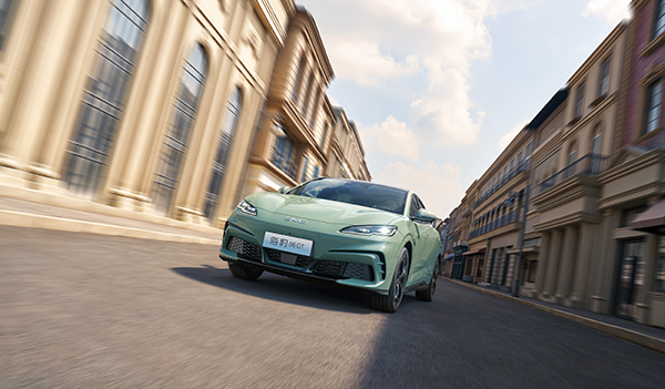 年輕人第一臺(tái)GT正式解鎖 比亞迪海豹06GT上市13.68萬元起 年輕人第一臺(tái)GT正式解鎖 比亞迪海豹06GT上市13.68萬元起