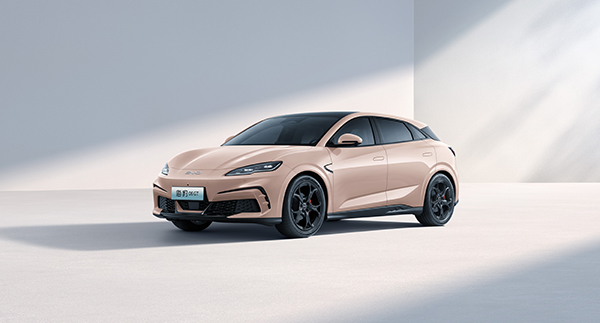 年輕人第一臺(tái)GT正式解鎖 比亞迪海豹06GT上市13.68萬元起 年輕人第一臺(tái)GT正式解鎖 比亞迪海豹06GT上市13.68萬元起