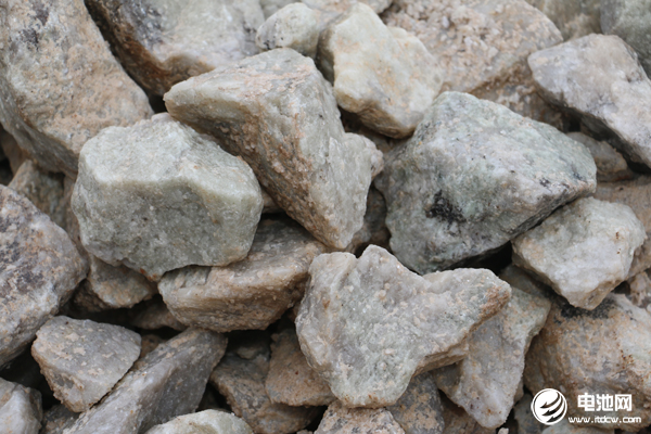 跌幅在800元/噸上下！本周碳酸鋰現貨價格持續下跌