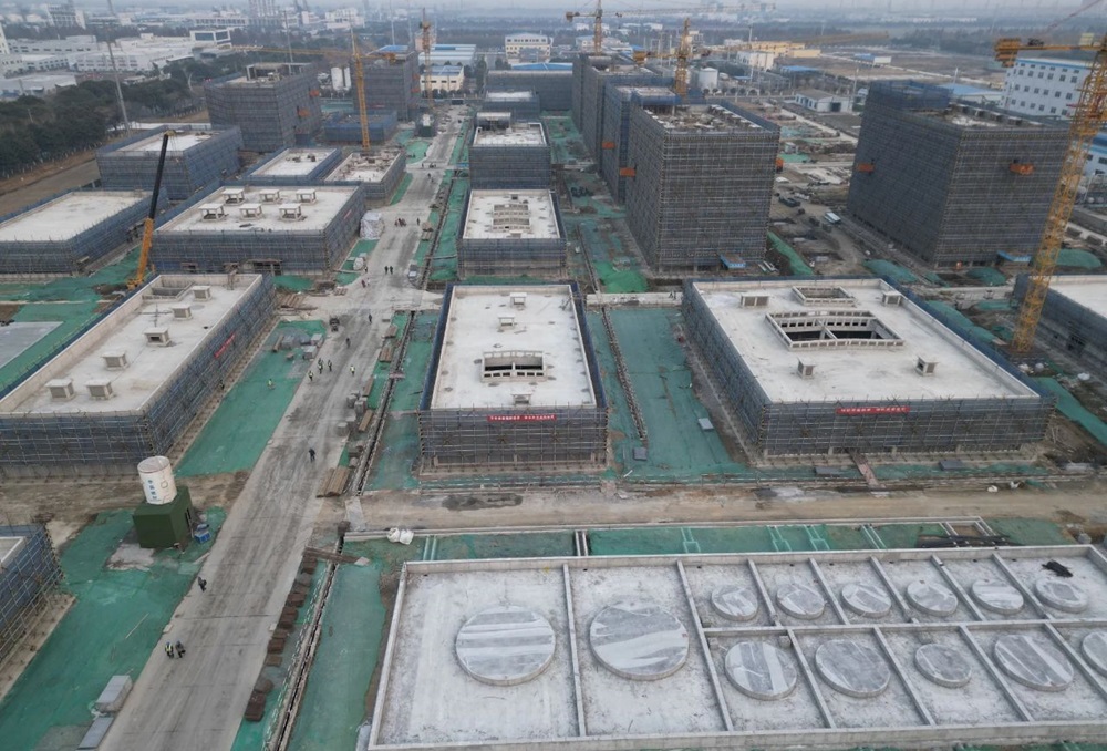 【電解液周報】兩大電解液項目傳新動態！六氟磷酸鋰價格4個月漲超17%！