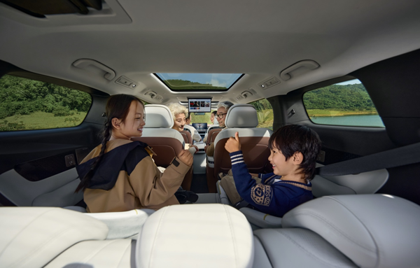 引領(lǐng)中大型智能MPV新趨勢!比亞迪夏售價24.98萬元起 引領(lǐng)中大型智能MPV新趨勢!比亞迪夏售價24.98萬元起