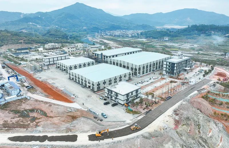 總投資超25億元!福建龍巖高純碳基材料制造項(xiàng)目即將試產(chǎn)