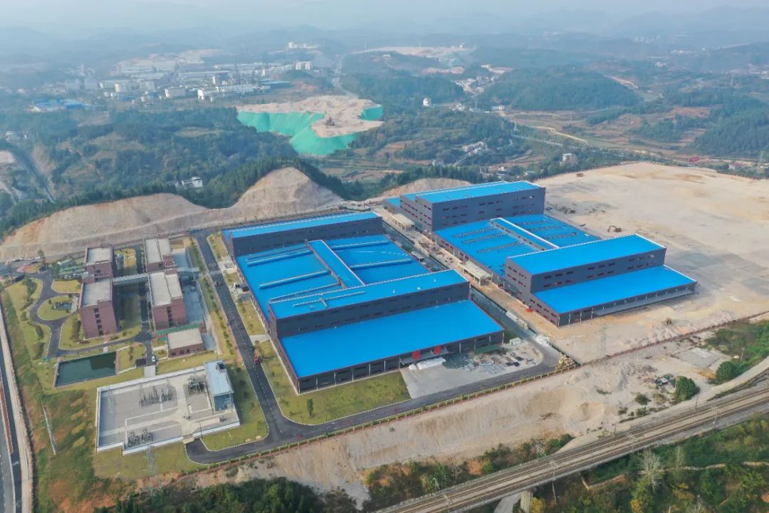 總投資25億元！貴州大龍一磷酸鐵鋰正極材料項目收尾