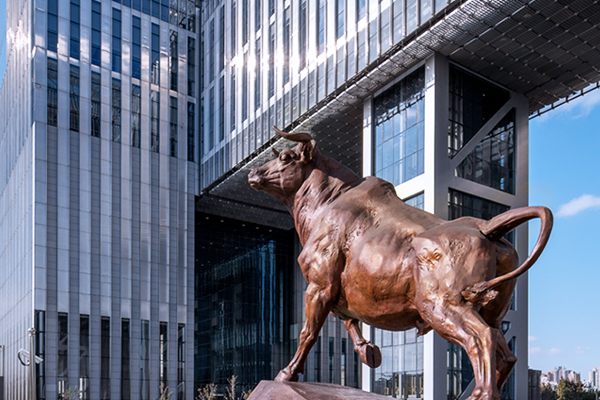 滬市主板年報：4.35萬億利潤背后，電動化智能化趨勢顯著