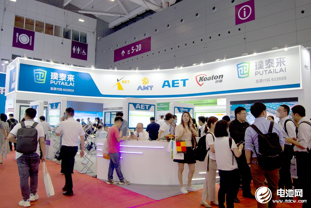 璞泰來：控股子公司嘉拓智能擬申請(qǐng)?jiān)谛氯鍜炫?></a></dt>

                <dd><a href="http://www.gdsxkw.cn/news/focus/062514Z0R025.html" target="_blank">璞泰來：控股子公司嘉拓智能擬申請(qǐng)?jiān)谛氯鍜?/a></dd>



              </dl>




            </div>

            <!-- /bd -->

          </div>



          <div   id="h1rvd5hz7d"   class="s-ad" style="">
            <!--<div   id="h1rvd5hz7d"   class="adico">-->

          </div><!-- 廣告位：電池網(wǎng)文章頁面4 -->

          <!--<script type="text/javascript">BAIDU_CLB_fillSlot("533185");</script></div>		-->

          <!--

<div   id="h1rvd5hz7d"   class="s-ad" style="">

<script type="text/javascript">BAIDU_CLB_fillSlot("532569");</script></div>

-->



          <div   id="h1rvd5hz7d"   class="essence-mod mod-side mar-b-30">

            <div   id="h1rvd5hz7d"   class="tabtitle">

              <ul id="test11_li_now_">

                <li id="h1rvd5hz7d"    class="now"><a>日閱讀榜</a></li>

                <li><a>周閱讀榜</a></li>

                <li><a>月閱讀榜</a></li>

              </ul>

            </div>

            <div   id="h1rvd5hz7d"   class="list13">

              <div   class="h1rvd5hz7d"   id="test11_1" class="tablist block">



                <div   id="h1rvd5hz7d"   class="mod-tab-panel current">

                  <ul class="ep-dotlist ep-list-rank">

                    <li><span id="h1rvd5hz7d"    class="num">1</span><span id="h1rvd5hz7d"    class="count">(06-24)</span><a href=