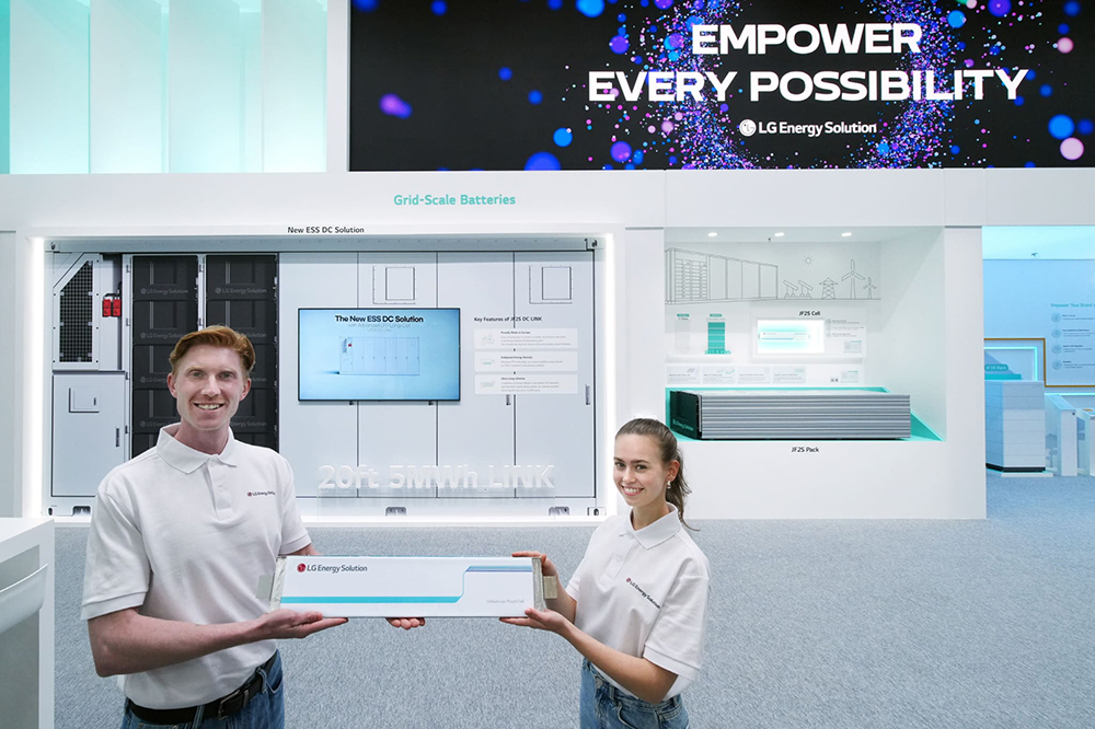 107GWh!全球第三大動(dòng)力電池公司獲奔馳大單