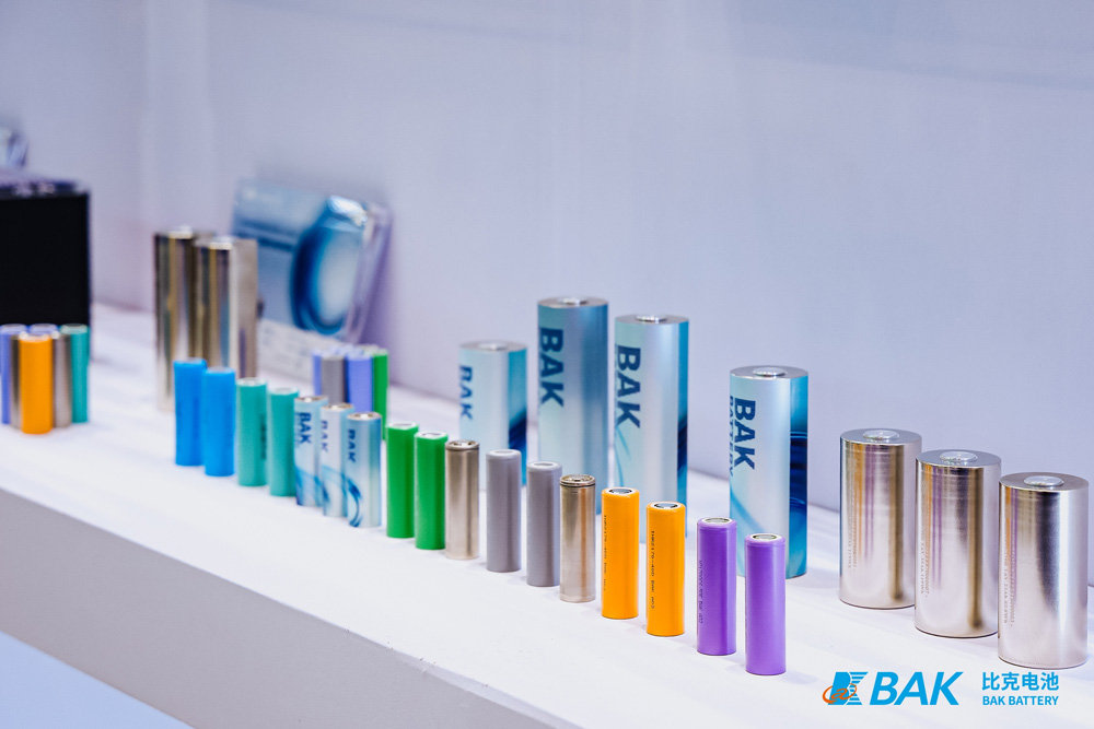 以“真安全+超經(jīng)濟”雙引擎驅(qū)動 比克電池亮相摩博會